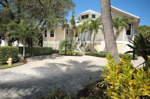 10070 Creekside Dr, Placida, FL 33946-2334