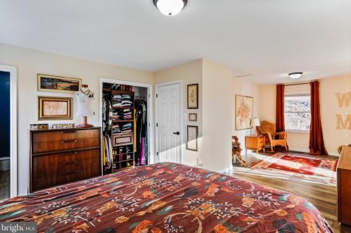 185 Baptist Ln, Linden VA  22642-5660 exterior