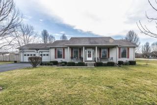 425 Meadow Dr, Berea, KY 40403-9009