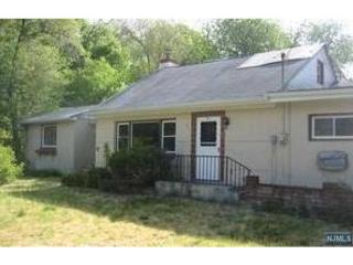 14 Garbarino Ave, Midvale, NJ 07465-2113