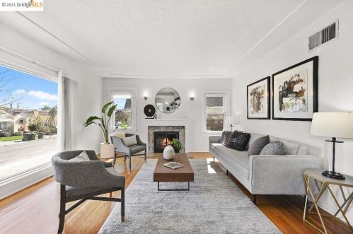 2945 58th Ave, Oakland, CA 94605-1121