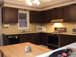 9 Peter Scott Dr, Cornwall, NY 12518-1327