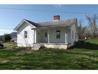 630 Plantation Rd, Kingsport, TN 37660-3538
