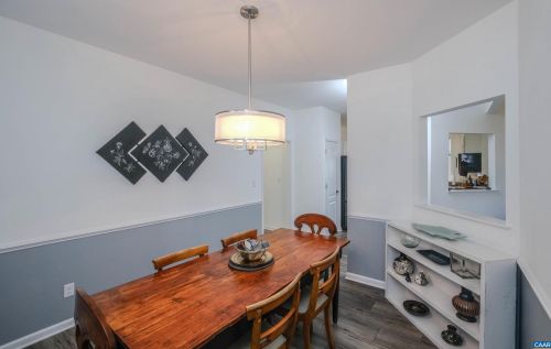 513 Rosewood Dr, Scottsville VA  24590-6491 exterior