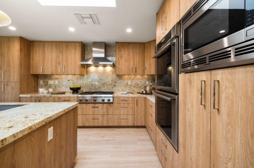 7 Mayfair Dr, Rancho Mirage CA  92270-2586 exterior