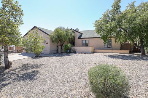 8208 14th St, Phoenix, AZ 85020-3890