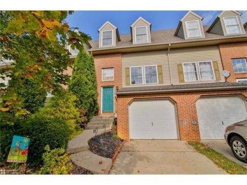 1571 Pinewind Dr, Alburtis, PA 18011-2701