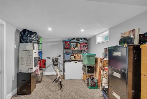 74 Millville St, Salem NH  03079-2620 exterior