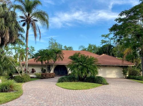 1817 Princess Ct, Naples FL  34110-1001 exterior