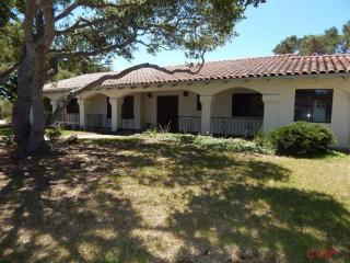 3353 Courtney Dr, Lompoc, CA 93436-2362