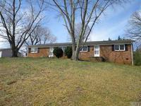 33 Central Ave, Granite Falls, NC 28630-1819