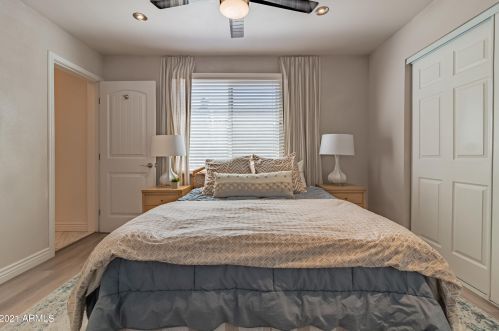 1106 12 St, Phoenix AZ 85086-7448 exterior