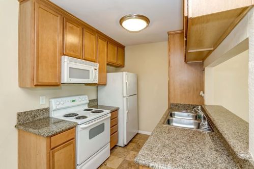 23306 Marigold Ave, Torrance, CA 90502-2727