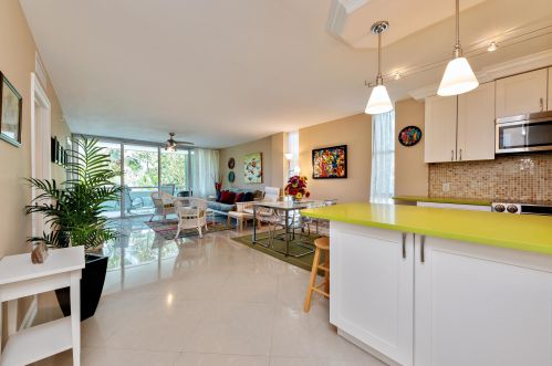 1112 Ocean Ter, Delray Beach, FL 33483-6730