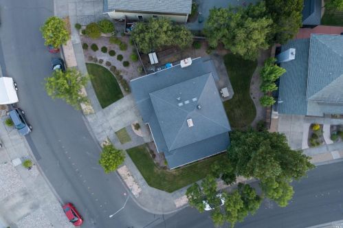 1195 Exeter Dr, Santa Rosa CA  95401-8823 exterior