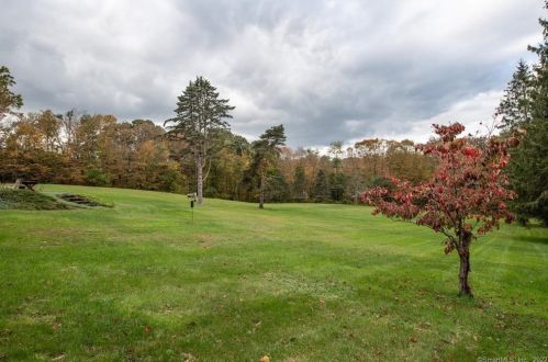 102 Johnson Ln, Durham, CT 06422-1807