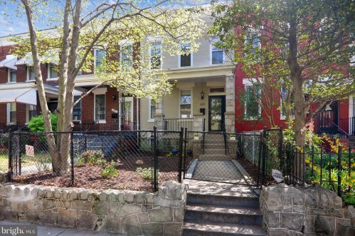 305 Tennessee Ave, Washington, DC 20002-6445