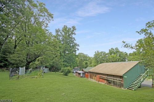 131 Mount Pisgah Ave, Oxford NJ  07863-3070 exterior