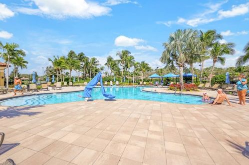 9155 Isla Bella Cir, Bonita Springs FL  34135-7198 exterior