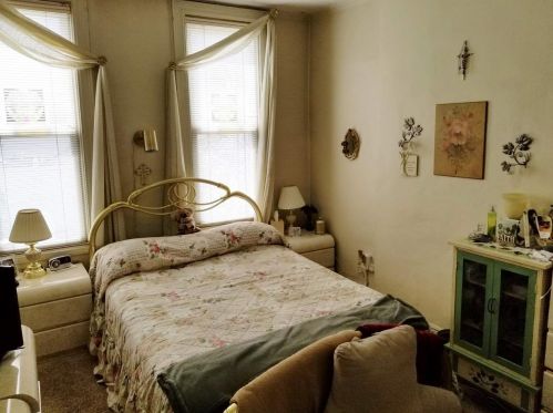 125 Oak St, Union City NJ  07086-5610 exterior