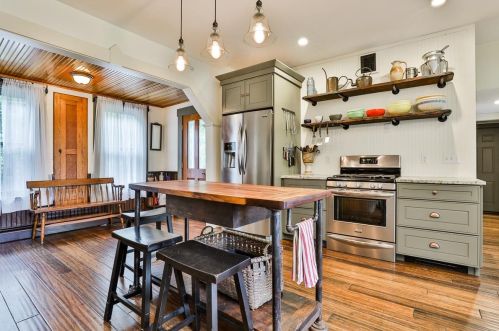 49 Mason Rd, Brookline NH 03033-2204 exterior