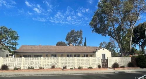 1205 Fern Ave, Torrance, CA 90503-6122