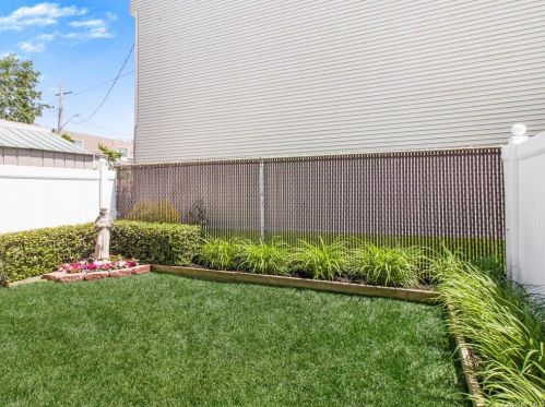 548 Pugsley Ave, Bronx NY  10473-1835 exterior