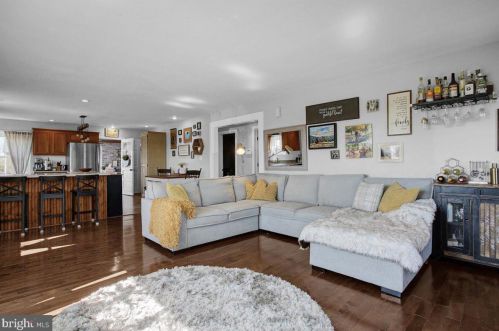 1024 Kercher Ave, Dauberville PA  19533-9389 exterior