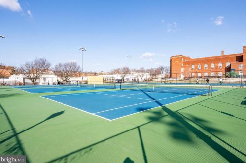 2120 Vermont Ave, Washington DC  20001-4039 exterior