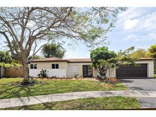 10632 100th St, Miami, FL 33176-2732