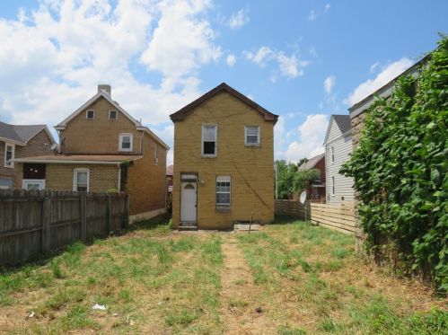 336 14th Ave, Whitaker PA  15120-1412 exterior