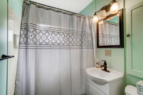 914 Barker Dr, Springfield OH 45505-2712 exterior