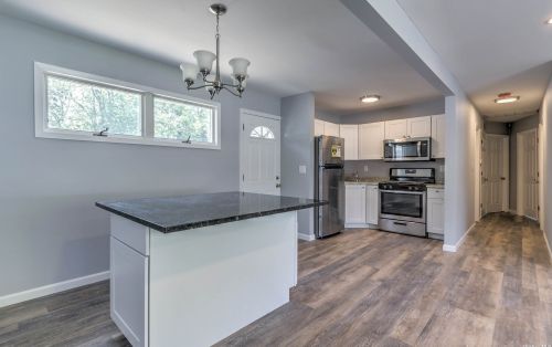 107 Malts Ave, West Islip NY  11795-2507 exterior