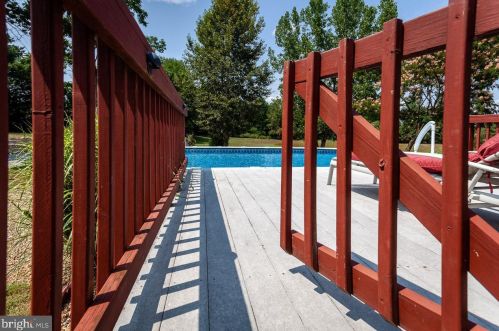 15 Meadow Ln, Richmond National Battlefiel VA  22835-1676 exterior