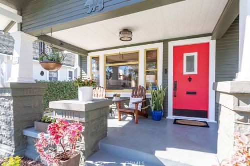 755 Junipero Ave, Long Beach CA  90804-4609 exterior