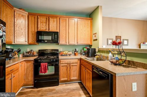 222 Clarkdale Ln, Gilbertsville PA  19525-9357 exterior