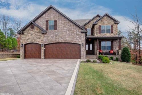 113 Crestview Dr, North Little Rock, AR 72113-5953