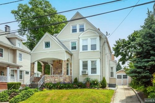 719 Degraw Ave, Newark NJ  07104-1615 exterior