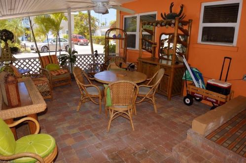 228 Fairweather Ln, Fort Myers Beach FL  33931-3227 exterior