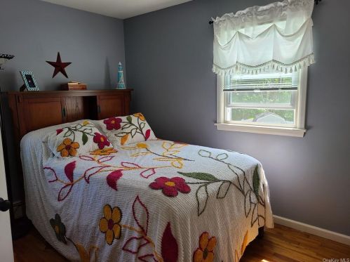 234 Valley Rd, Valley Cottage NY  10989-2439 exterior