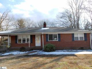 128 Forestdale Dr, Taylors SC  29687-3728 exterior