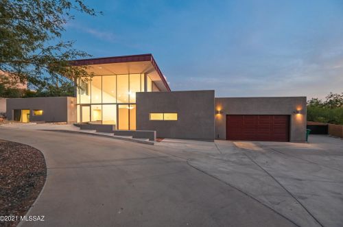 4550 Coronado Dr, Tucson, AZ 85718-1642