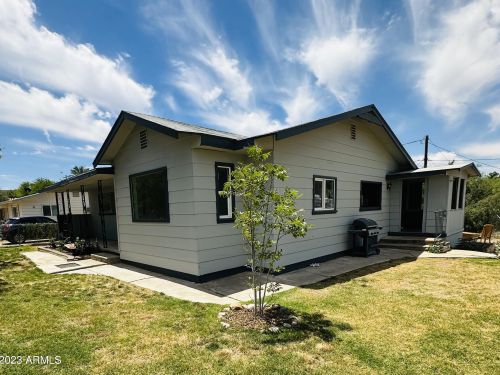 34530 David St, Black Canyon City, AZ 85324-8696
