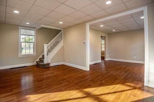 479 Clarksville Rd, Hermitage PA  16148-2976 exterior
