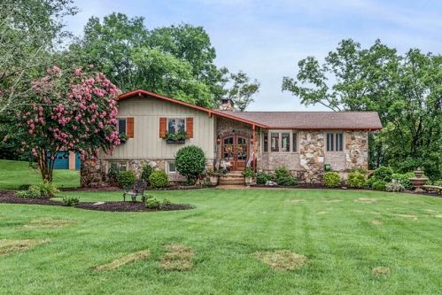 3711 River Trace Ln, Knoxville, TN 37920-7118