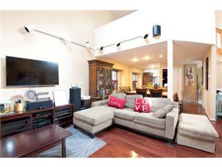 47 Fairway Blvd, Monroe Twp NJ  08831-2711 exterior