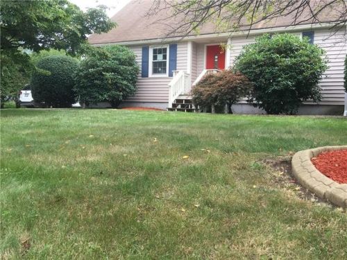 138 Central Ave, Providence, RI 02911-3544