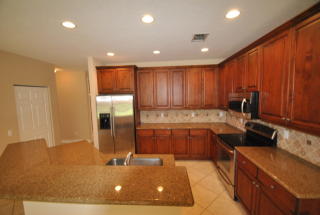 8267 Emerald Winds Cir, Boynton Beach FL  33473-7839 exterior
