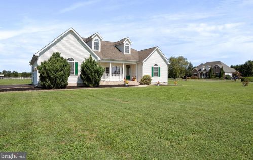 22 Crosby Knoll Cir, Dover, DE 19904-1090