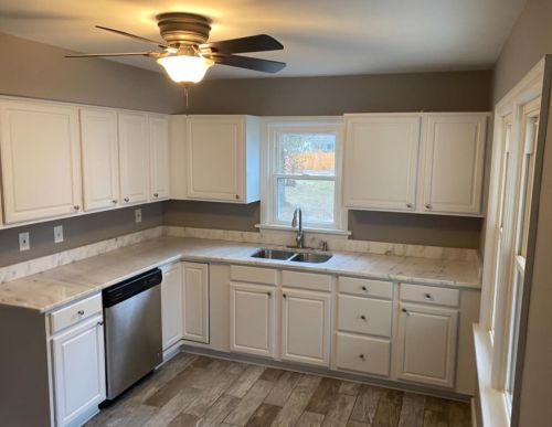 141 Gatch St, Milford, OH 45150-1055